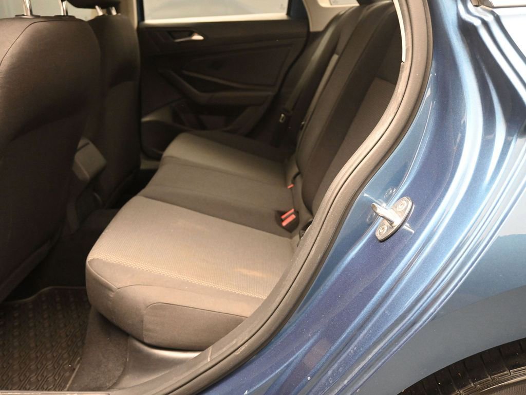 Used 2020 Volkswagen Jetta SE image 20