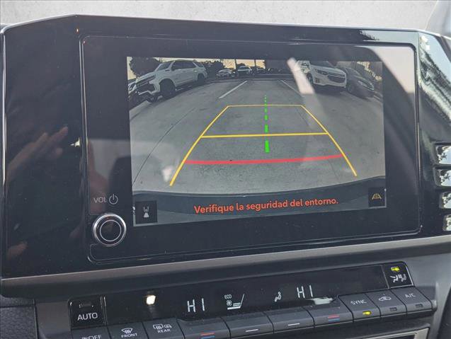 Used 2025 Toyota Camry LE image 24