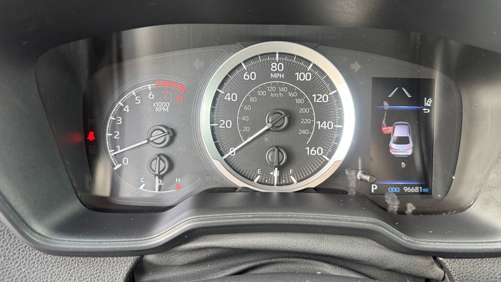Used 2020 Toyota Corolla LE image 18