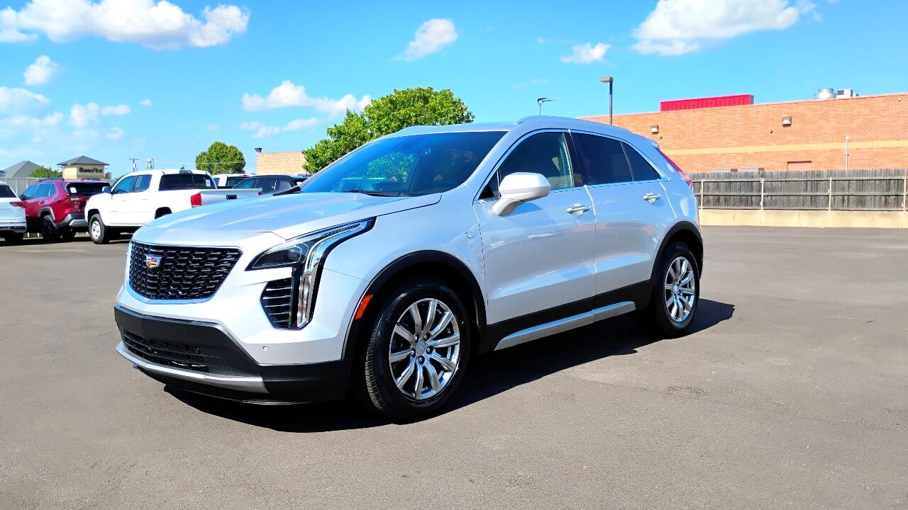 Used 2020 Cadillac XT4 Premium Luxury image 3