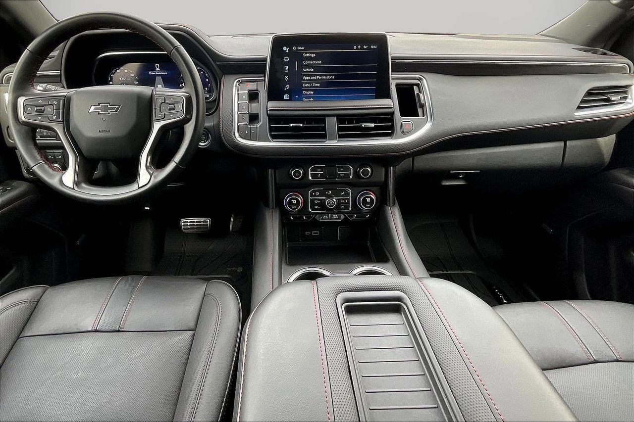 Used 2023 Chevrolet Tahoe RST w/ RST Performance Edition AWD/4WD image 16