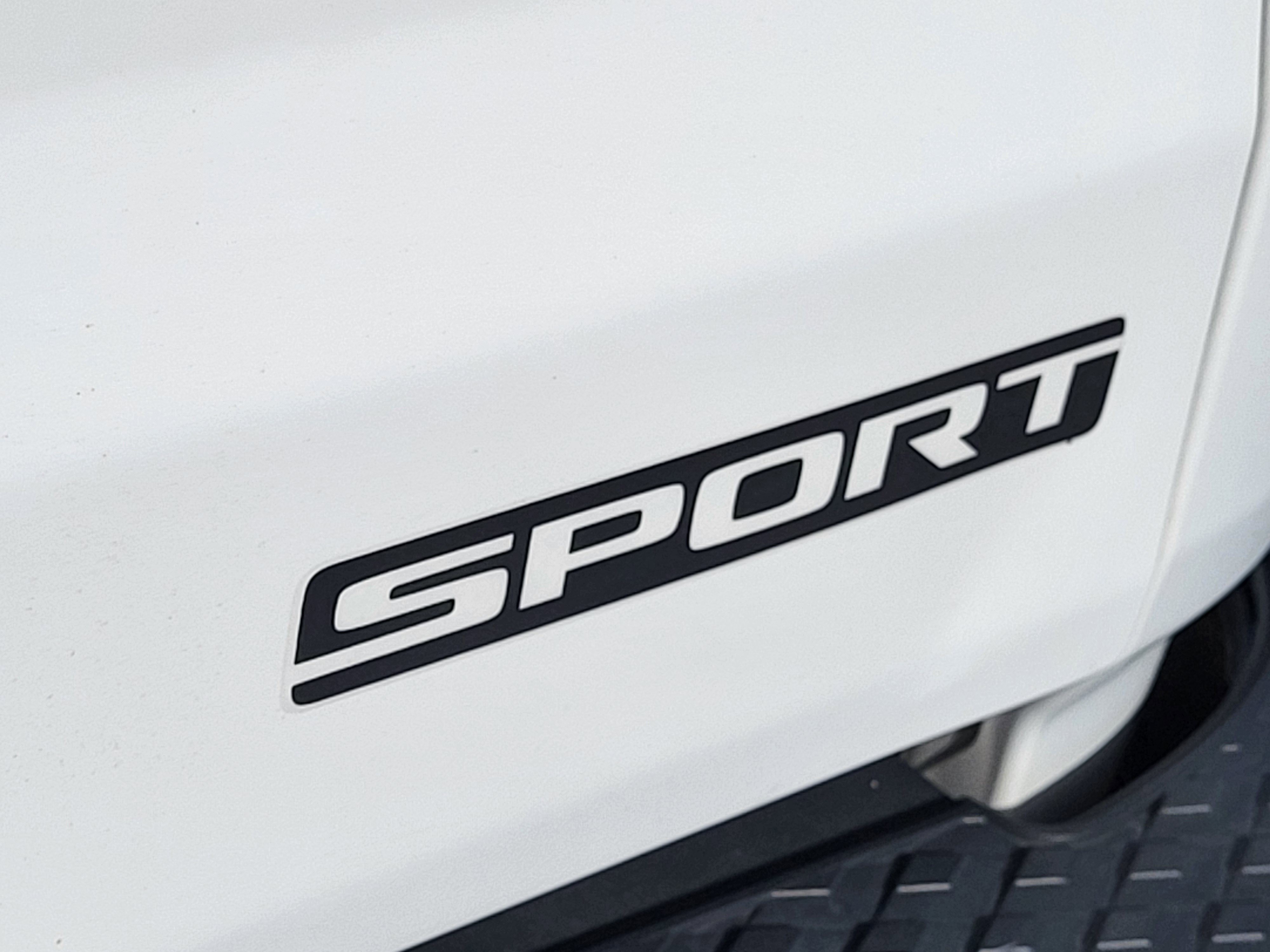 Used 2020 Jeep Gladiator Sport w/ Quick Order Package 24S image 13