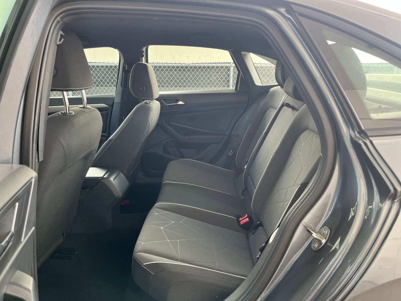 Used 2025 Volkswagen Jetta Sport image 25