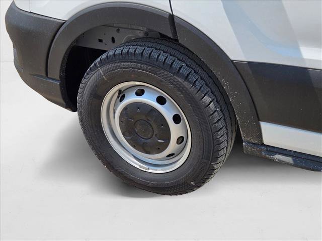 New 2025 Ford Transit 250 148 Medium Roof image 10