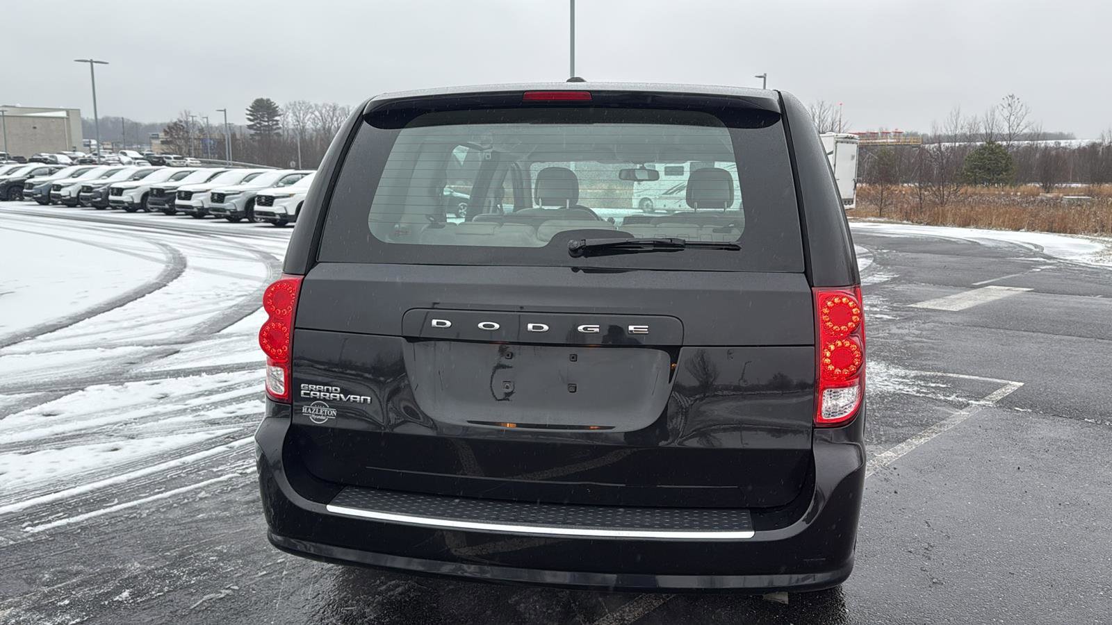 Used 2015 Dodge Grand Caravan American Value Package w/ UConnect Hands-Free Group image 8