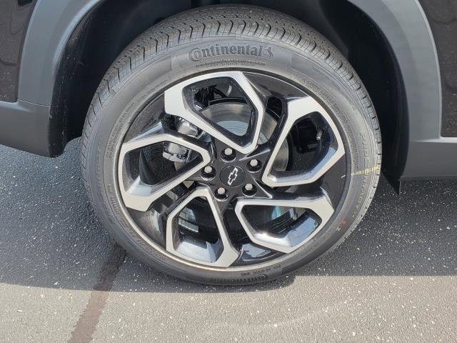 New 2026 Chevrolet Trax RS w/ Sunroof Package image 5
