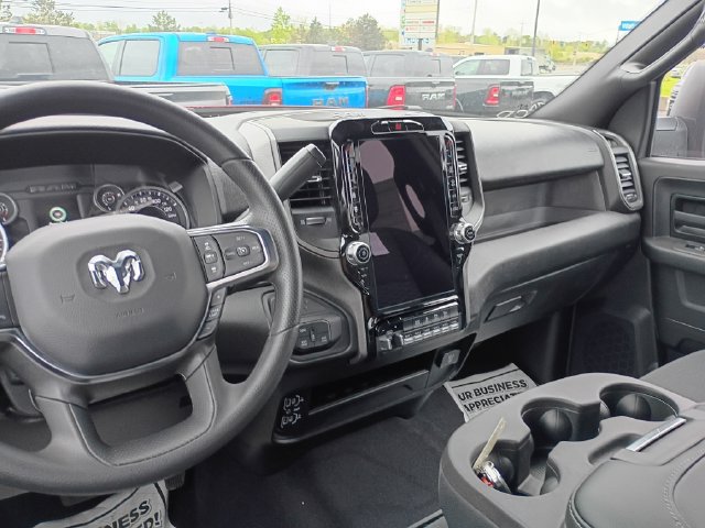 New 2026 RAM 2500 Tradesman AWD/4WD image 9