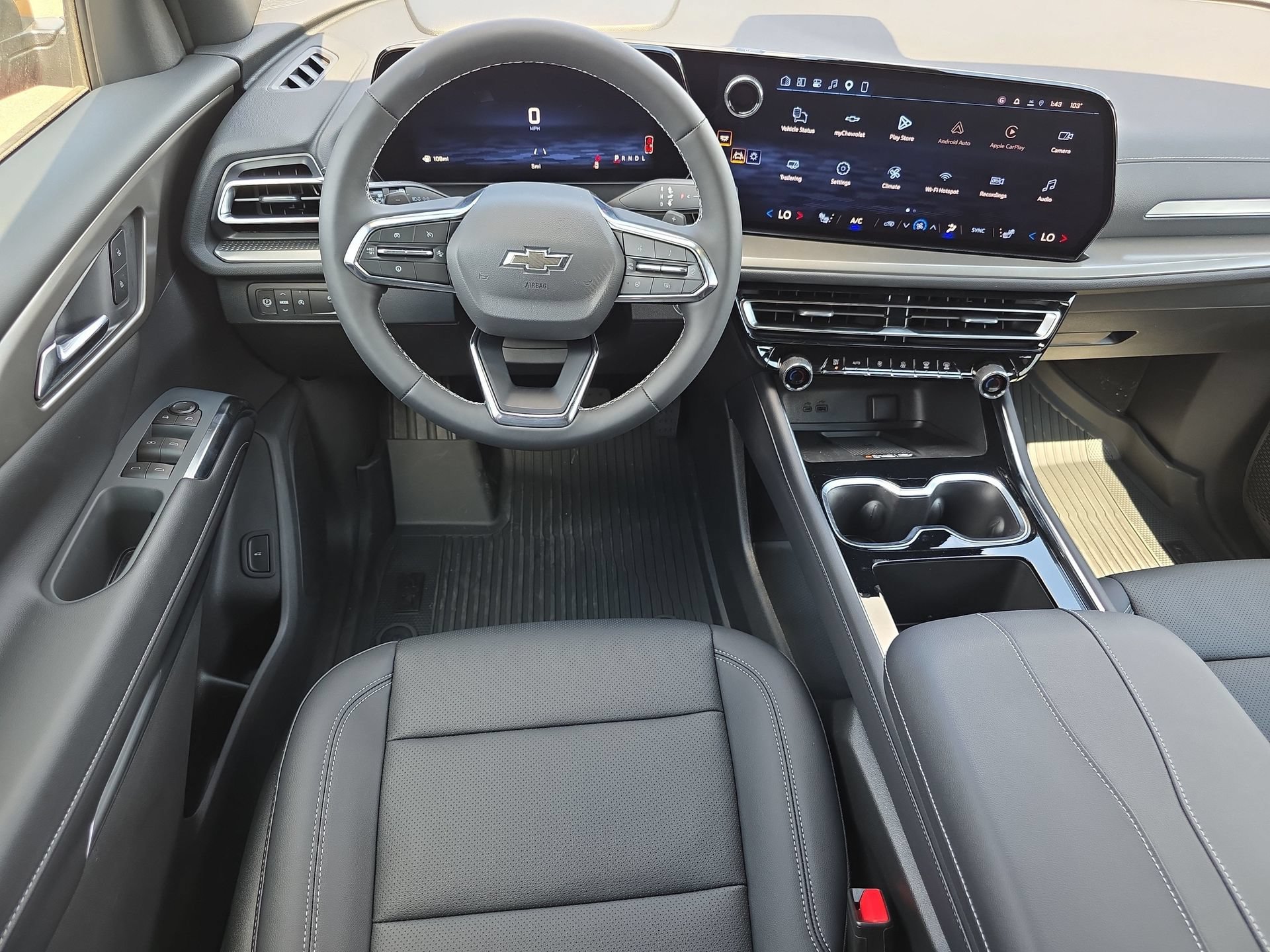 New 2027 Chevrolet Traverse LT w/ Midnight/Sport Edition FWD image 13