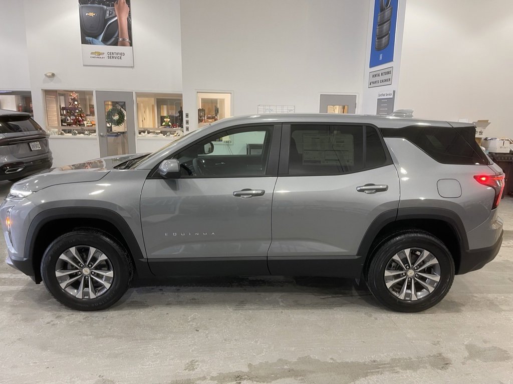 New 2026 Chevrolet Equinox LT image 4