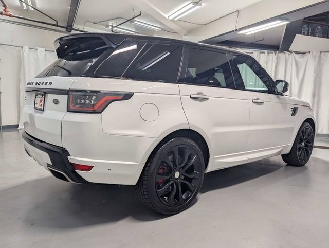 Used 2021 Land Rover Range Rover Sport HST image 3