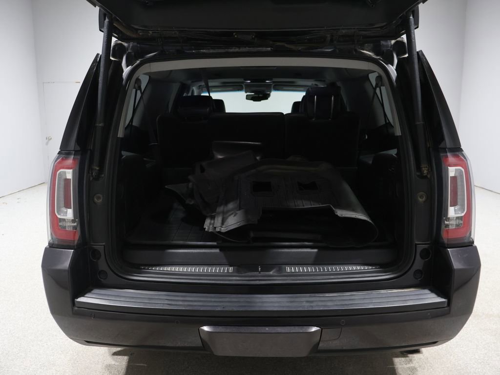 Used 2016 GMC Yukon XL SLT w/ Open Road Package image 4