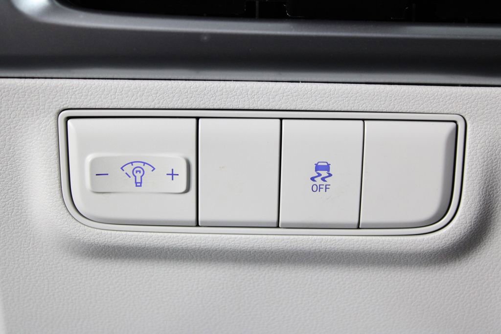 Certified 2026 Hyundai Tucson SE image 24