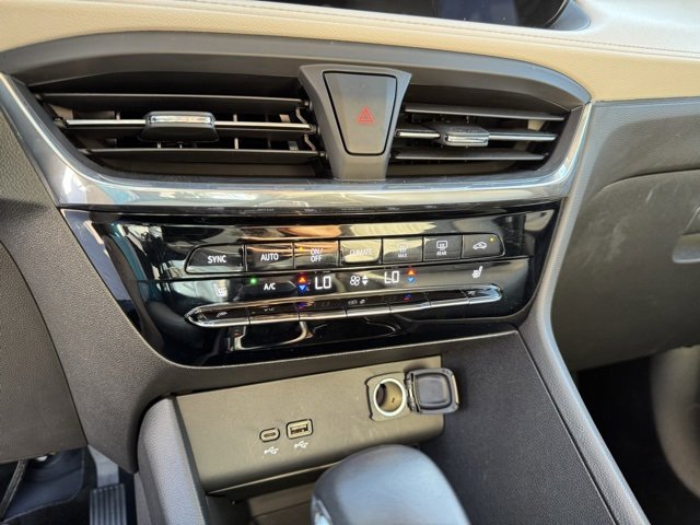 Used 2024 Buick Encore GX Avenir w/ Avenir Convenience Package image 19