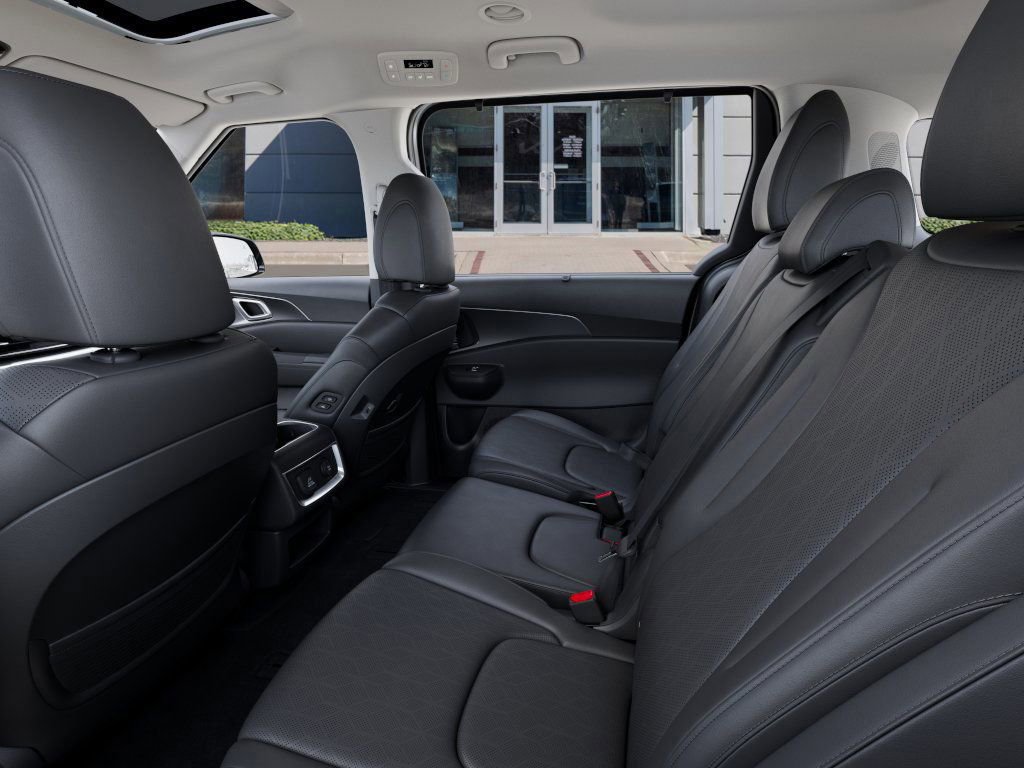 New 2026 Kia Carnival SX w/ SX Dark Edition Package image 18