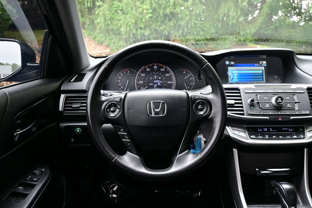Used 2015 Honda Accord Sport image 33