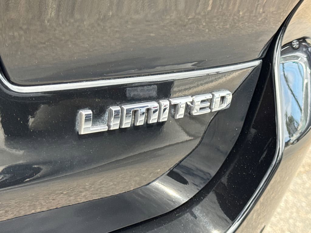 Used 2022 Jeep Grand Cherokee L Limited AWD/4WD image 14