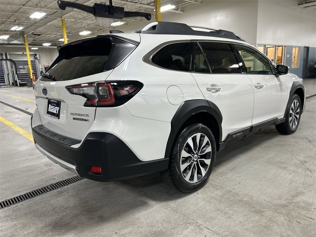 Certified 2025 Subaru Outback Touring XT w/ Tech Package 3 image 8