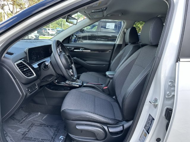 Used 2024 Kia Seltos X-Line AWD/4WD image 30