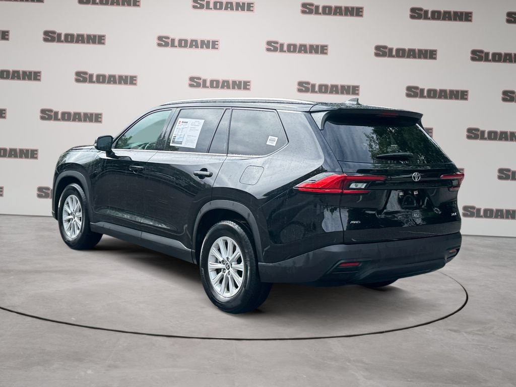 Used 2025 Toyota Grand Highlander AWD image 3