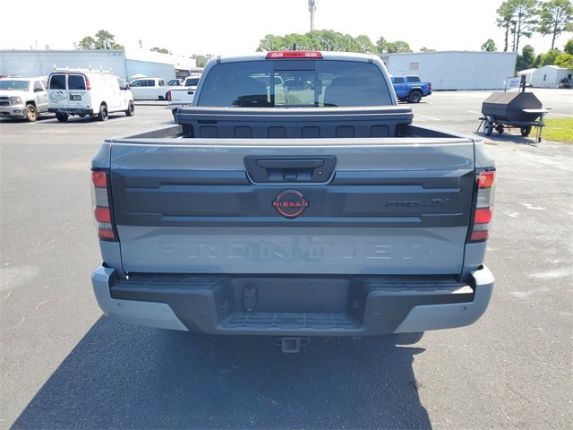 Used 2025 Nissan Frontier PRO-4X w/ Pro Convenience Package image 5
