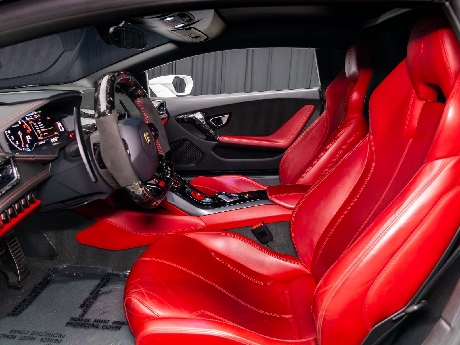 Used 2015 Lamborghini Huracan LP 610-4 image 40