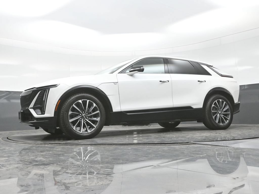 Certified 2024 Cadillac Lyriq Sport AWD/4WD image 25