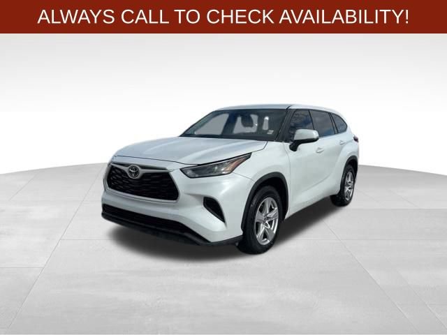 Used 2022 Toyota Highlander L image 3