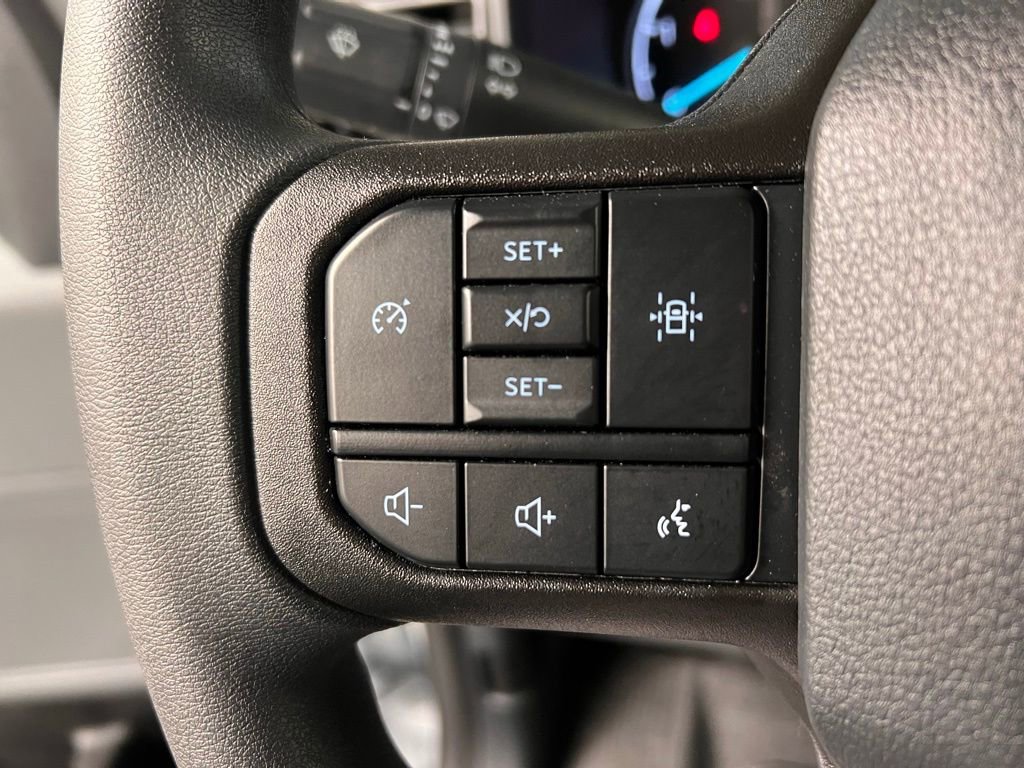 New 2026 Ford F550 4x4 Crew Cab image 14