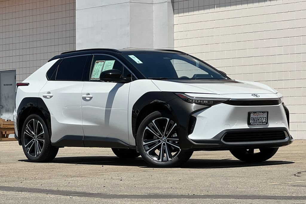 Certified 2023 Toyota bZ4X AWD image 2