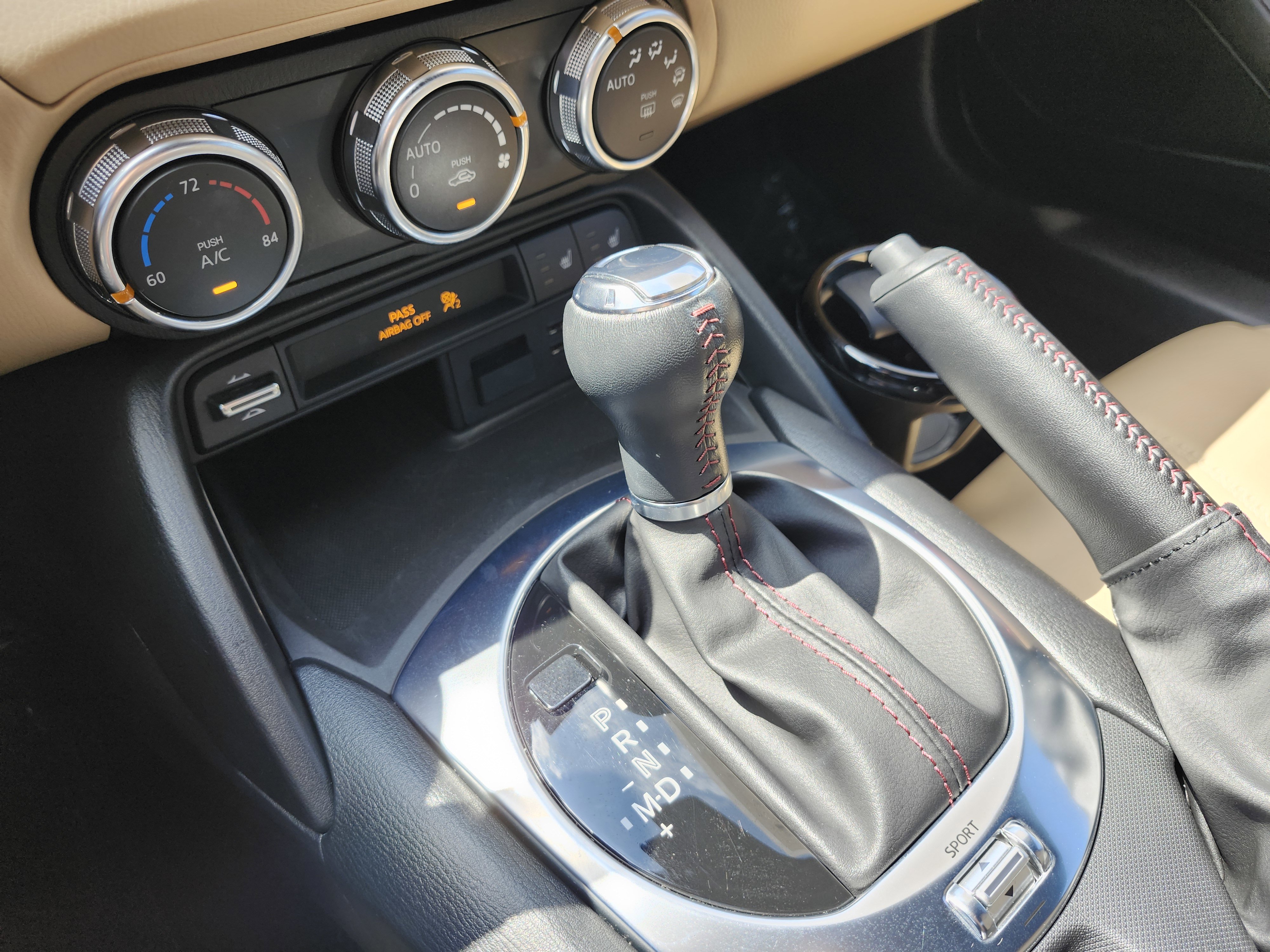 Used 2019 MAZDA MX-5 Miata RF Grand Touring RWD image 10