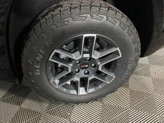 New 2026 GMC Terrain AT4 w/ Convenience Package III image 47
