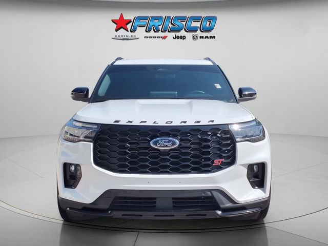 Used 2025 Ford Explorer ST AWD/4WD image 2