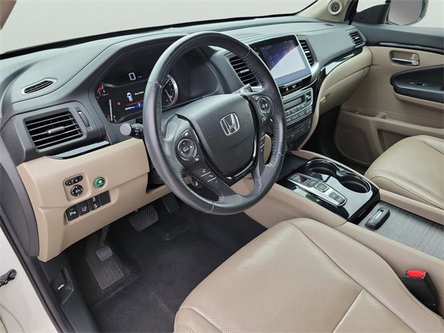 Used 2016 Honda Pilot Elite image 11