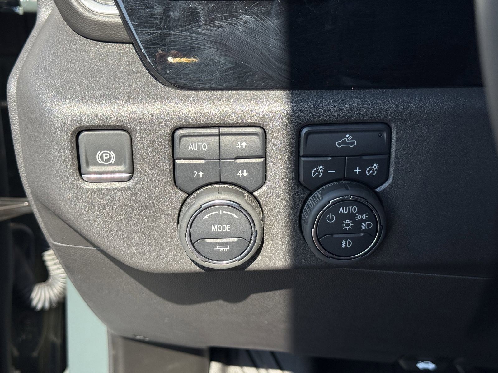 Used 2025 Chevrolet Silverado 1500 LT Trail Boss w/ Convenience Package II image 26