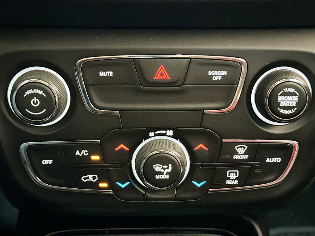 Used 2018 Jeep Compass Altitude w/ Popular Equipment Group image 19