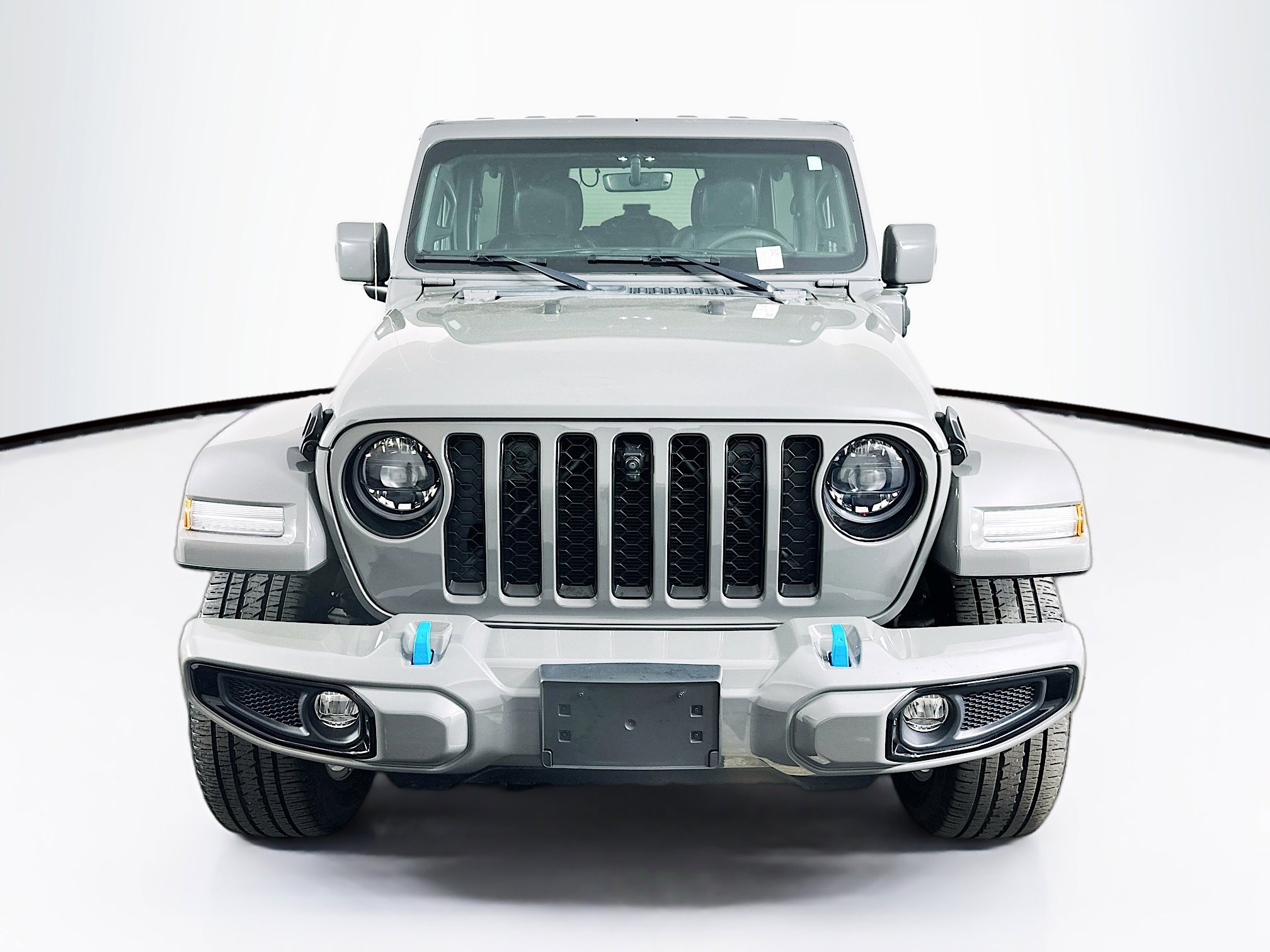 Used 2023 Jeep Wrangler Unlimited Sahara image 2
