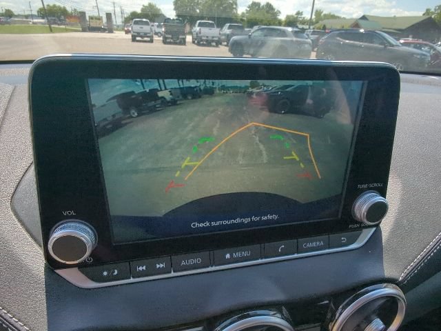 Used 2024 Nissan Sentra SV FWD image 18
