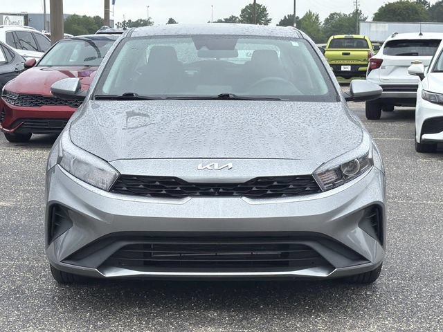Used 2024 Kia Forte LXS FWD image 4