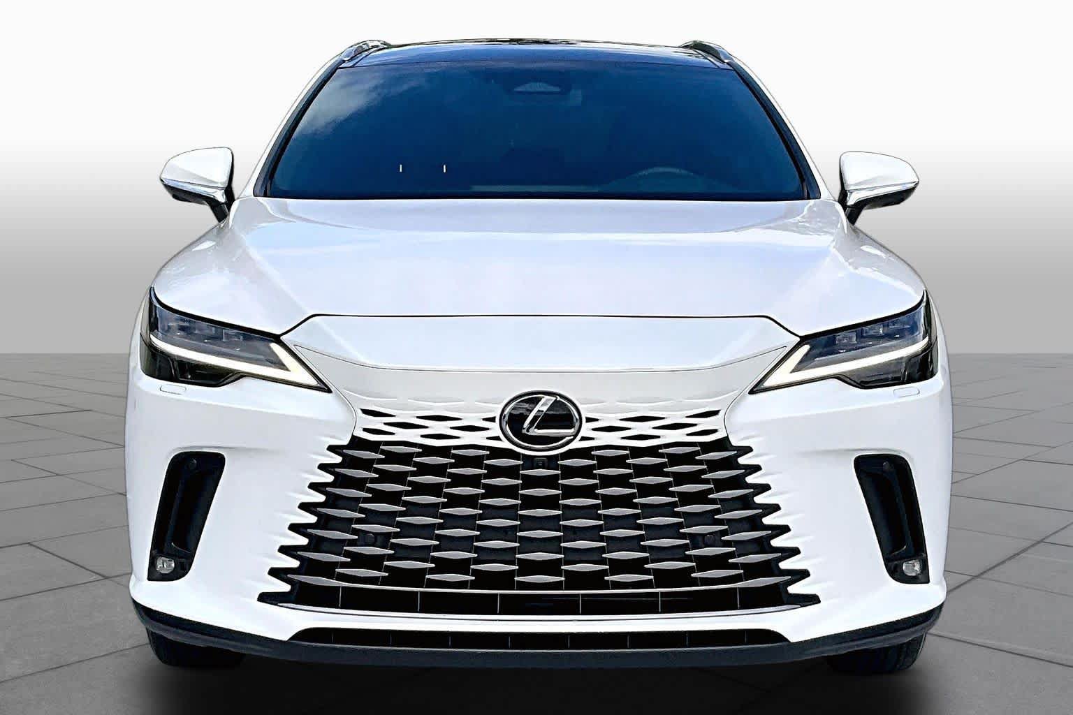 Used 2023 Lexus RX 350 FWD w/ Cold Area Package image 4