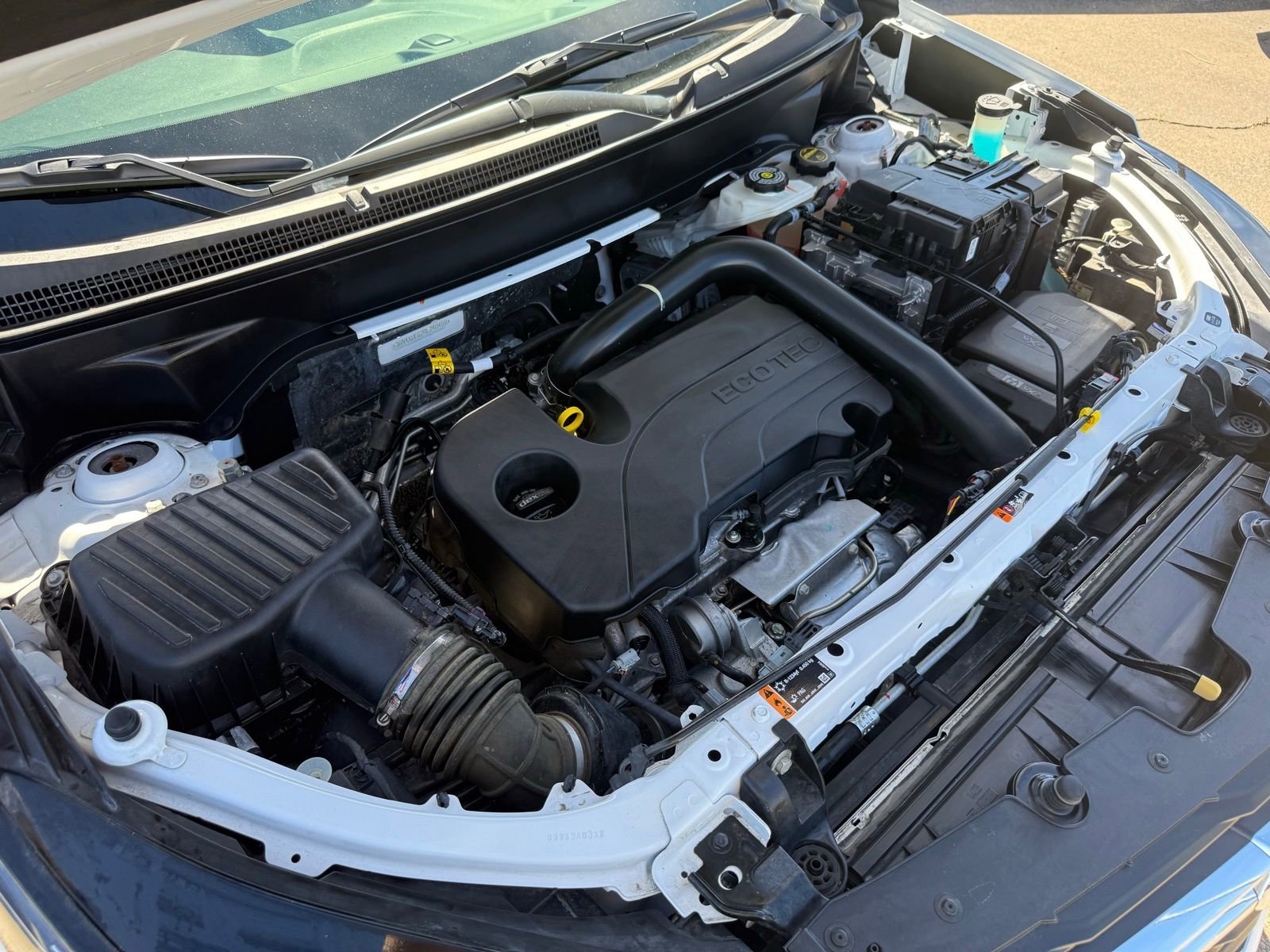 Used 2024 Chevrolet Equinox LT image 41