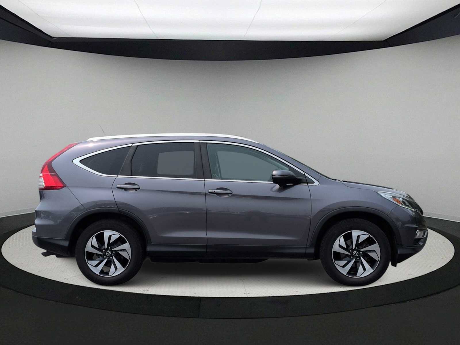 Used 2016 Honda CR-V Touring image 9