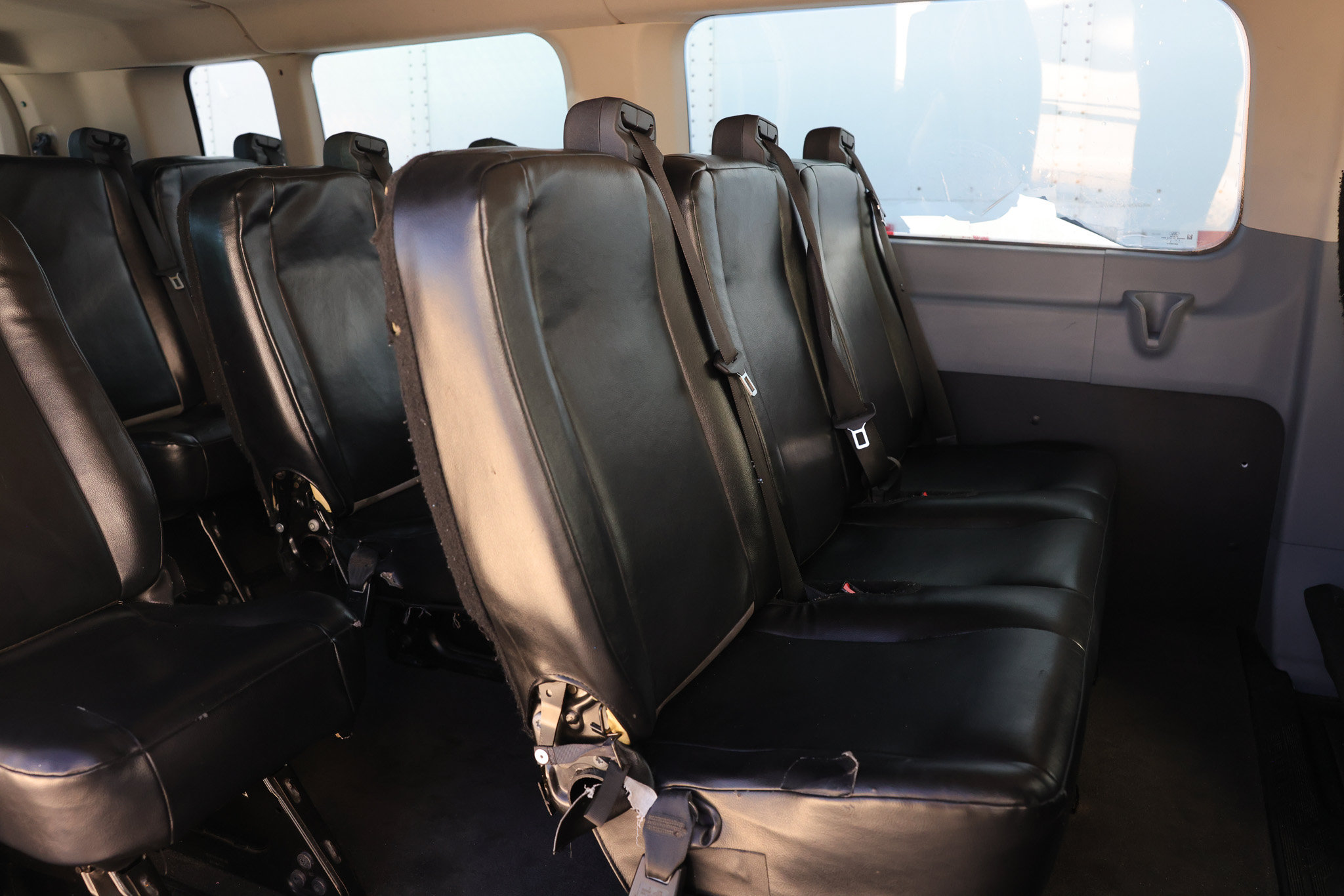 Used 2019 Ford Transit 350 XLT RWD image 25