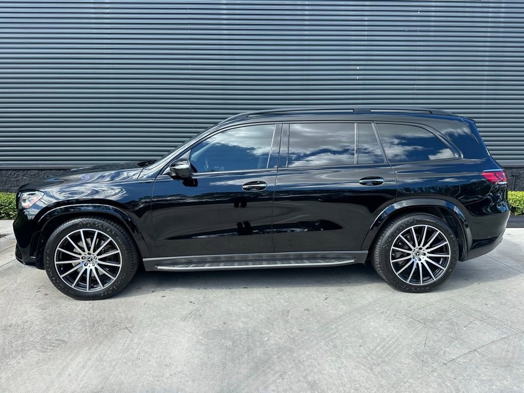 Used 2023 Mercedes-Benz GLS 450 4MATIC image 2