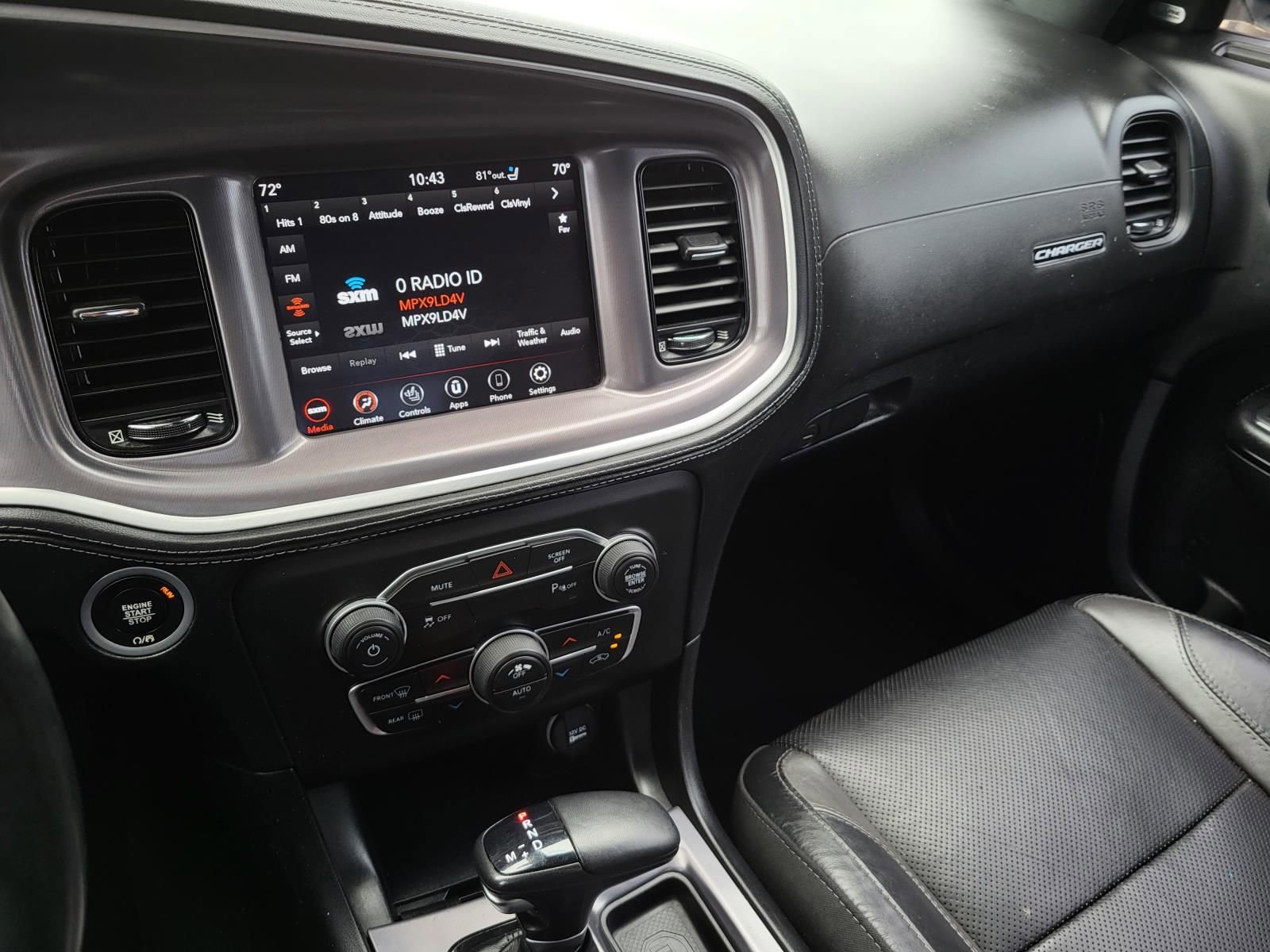 Used 2020 Dodge Charger SXT w/ Plus Group RWD image 3