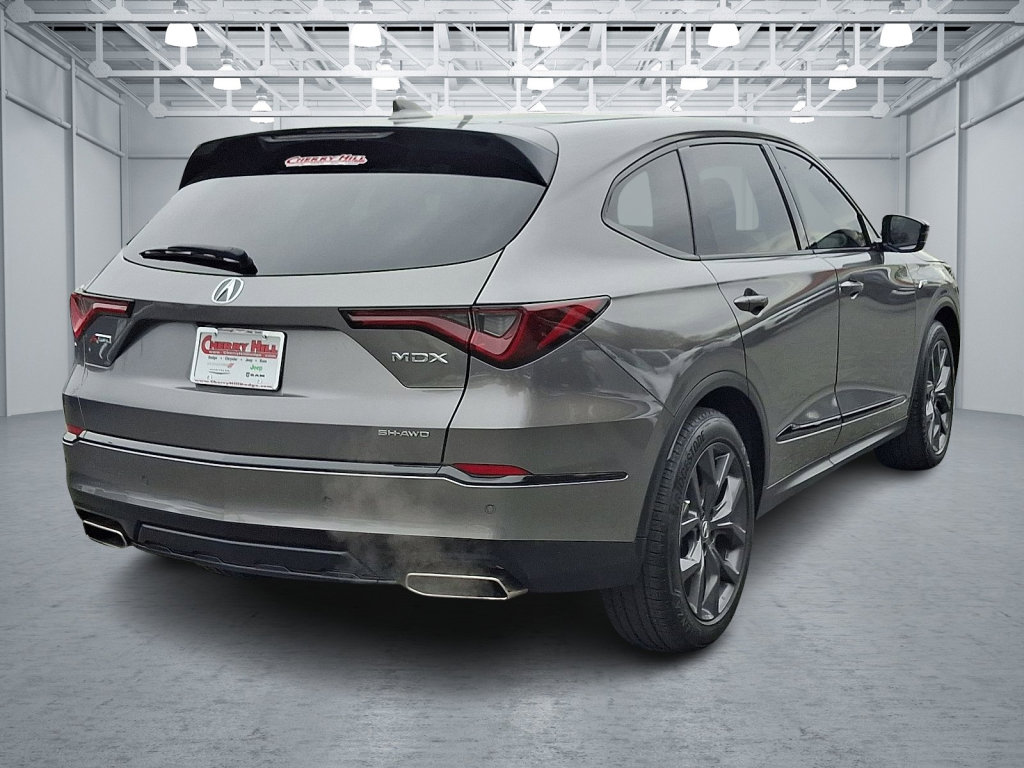 Used 2023 Acura MDX A-Spec image 5
