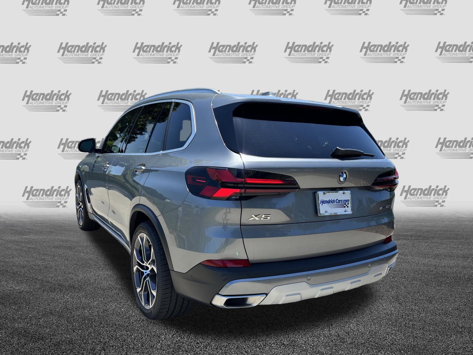 Certified 2025 BMW X5 sDrive40i w/ Premium Package RWD image 8