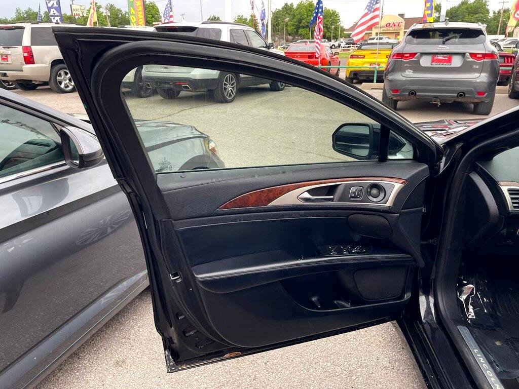 Used 2019 Lincoln MKZ Reserve image 8