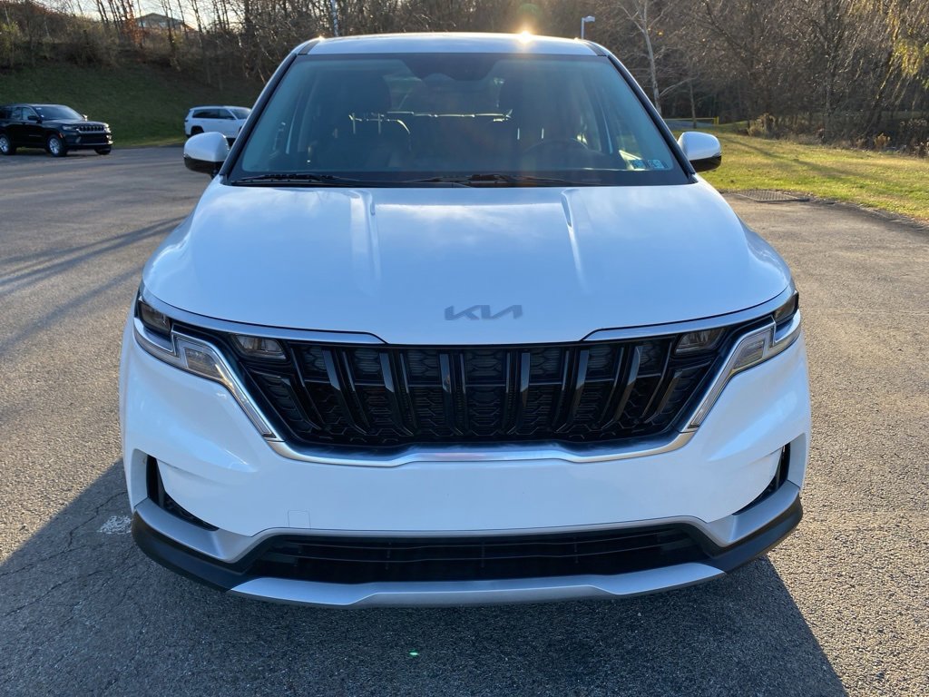 Certified 2022 Kia Carnival LX image 8