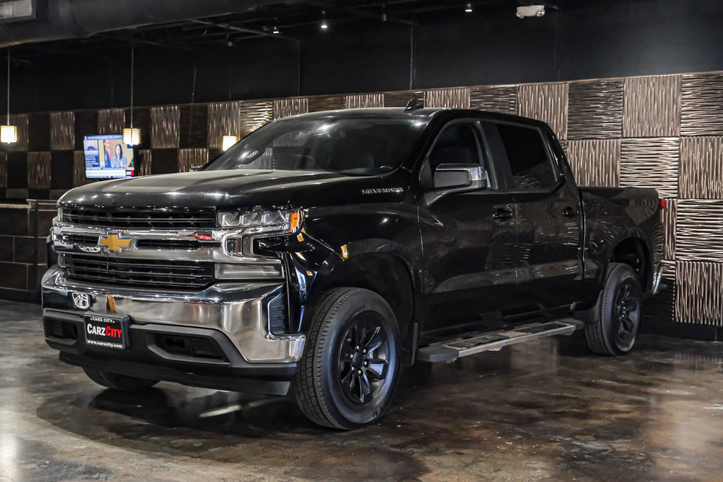 Used 2019 Chevrolet Silverado 1500 LT w/ All-Star Edition image 6