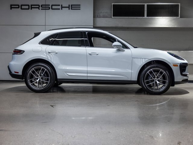 New 2026 Porsche Macan image 18